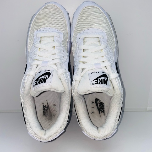 NIKE AIR MAX 90 - Picture 6 of 10